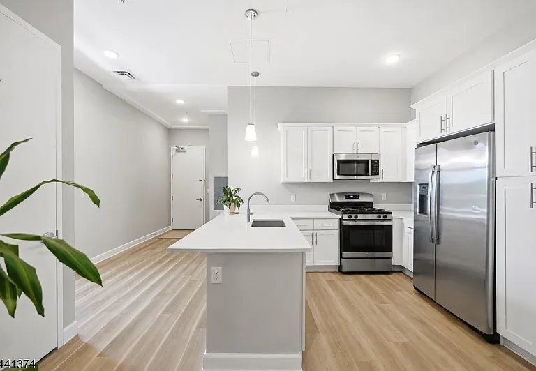 271 Millburn Ave #2A — Photo 8