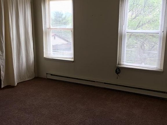 2nd floor bedroom