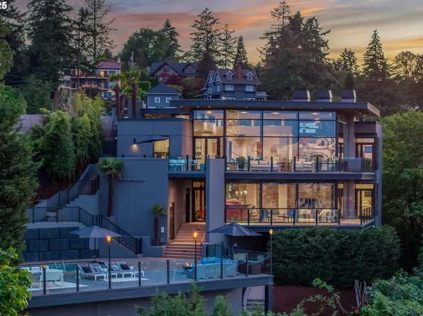 1551 SW Upper Hall St, Portland, OR 97201