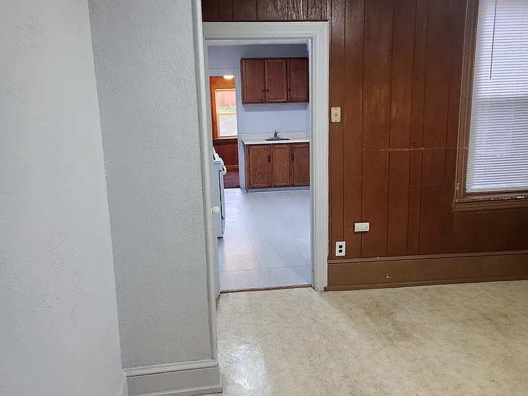 229 Mill St — Photo 7