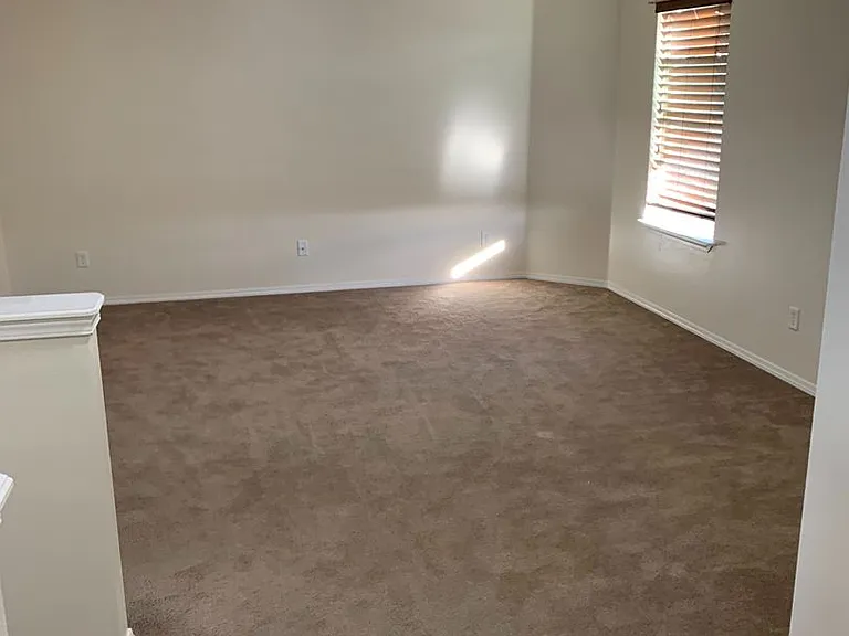 139 E Willow Creek Dr — Photo 11