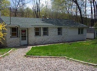 17 Sunset Ave, Middletown, NY 10940