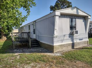 118 Lloyd St, Holly Ridge, NC 28445