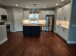 300 W Crawford Ave, Effingham, IL 62401