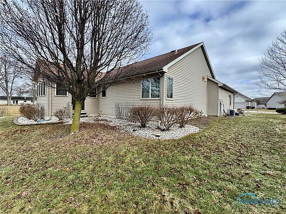 4th image of 1800 Waterford Ln