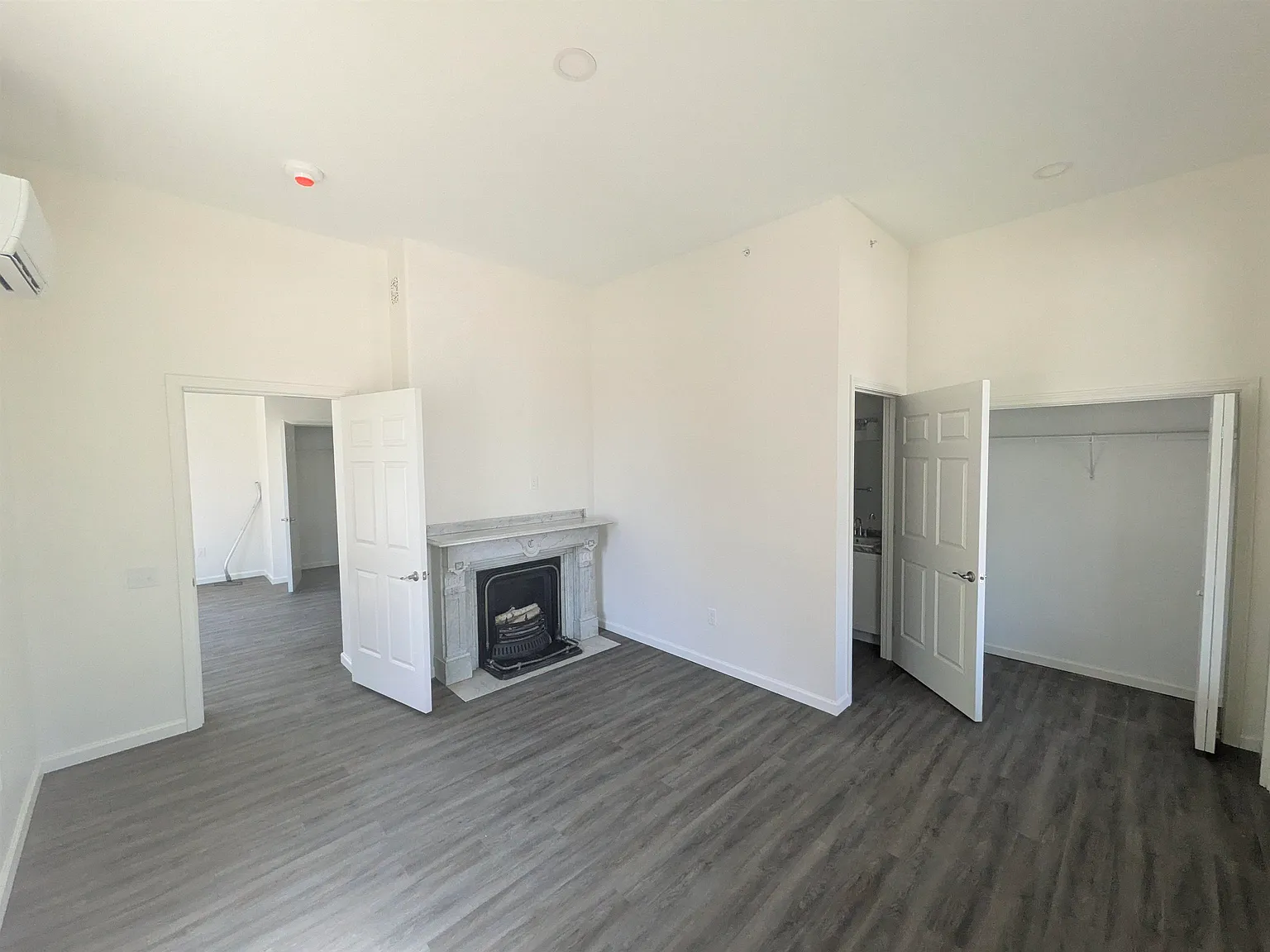 1 bed, 1.0 bath, 800 sqft, $2,250 — Photo 4