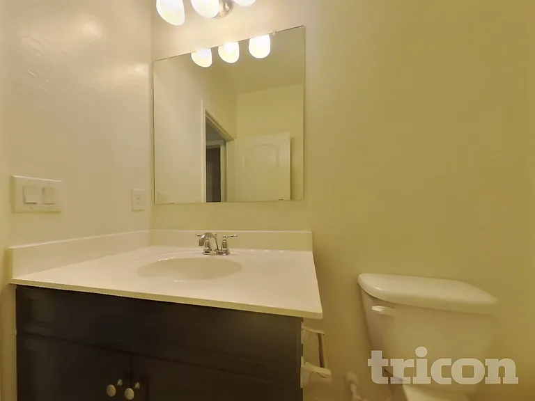 30900 W Picadilly Rd — Photo 14