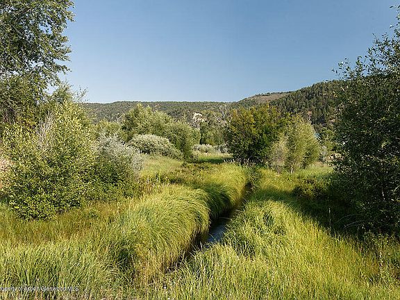 4th image of 4 Ponderosa Pines Way