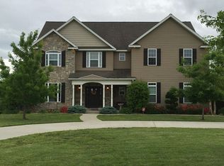 132 Huntington Cir, Pittsburg, KS 66762