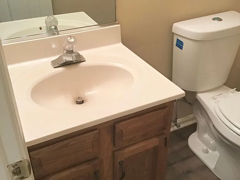 1660 Skiffes Creek Cir — Photo 20