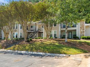 4013 Lake Pointe Cir, Roswell, GA 30075