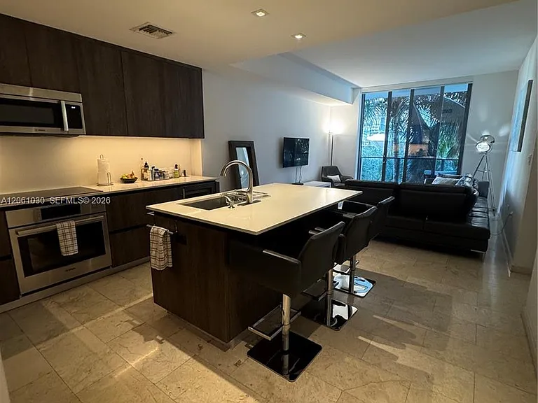 88 SW 7th St #805 — Photo 20