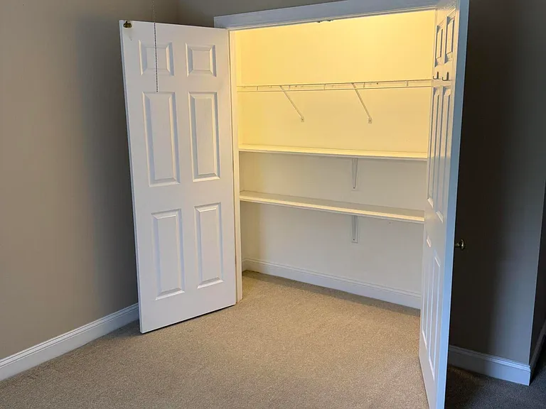 309 Village Green Dr — Photo 26