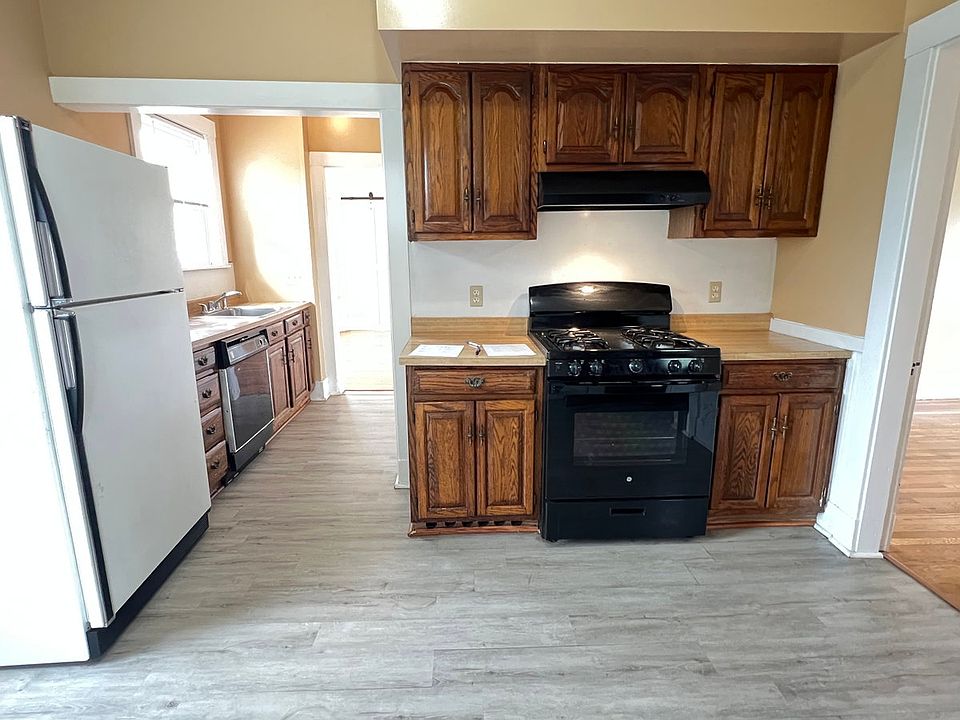 1st image of 12 Michigan Ave #2