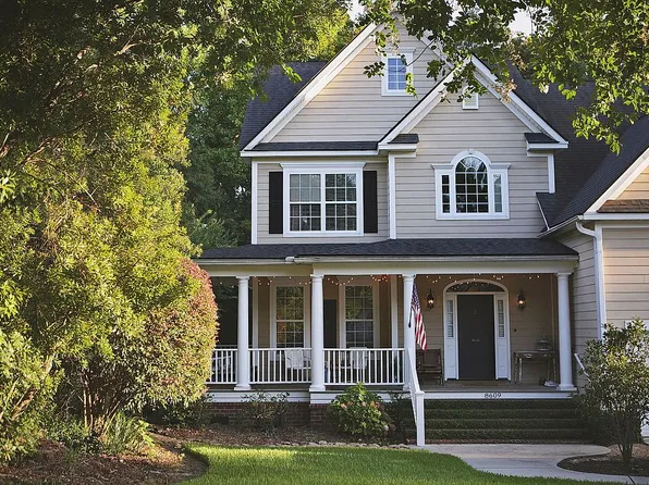 8609 Woodland Walk, North Charleston, SC 29420