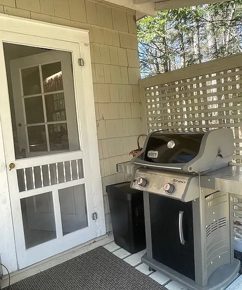4504 Lakeshore Dr — Photo 27
