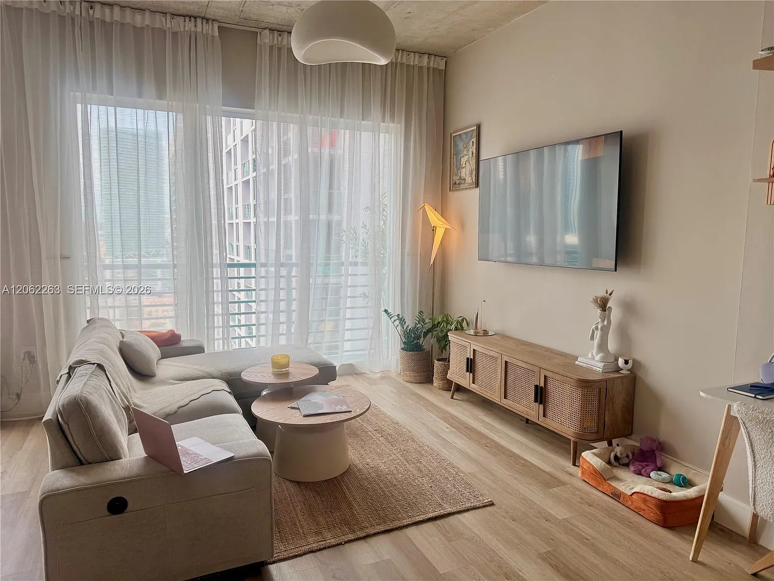 The Loft Downtown Ii Cond — Photo 1