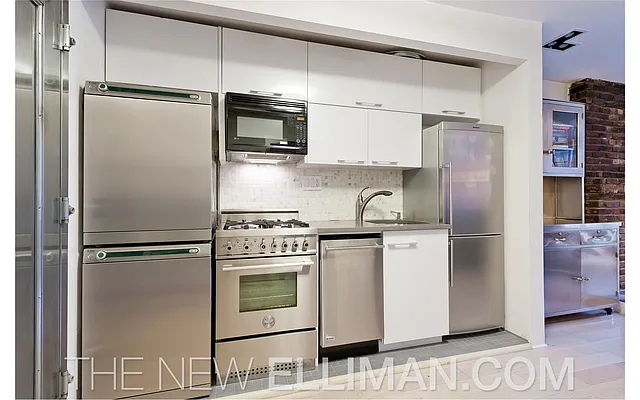 Rented by Douglas Elliman | media 22