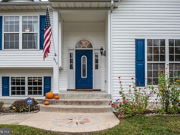 5th image of 8713 Jenny Ln
