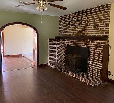 3rd image of 1431 Carroll Ave