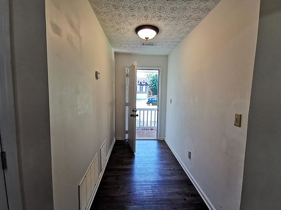 5th image of 4161 Creek Hollow Way