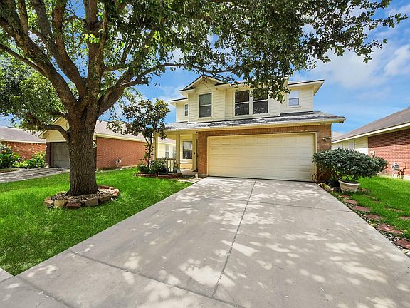 3rd image of 3818 Wimberley Hollow Ln