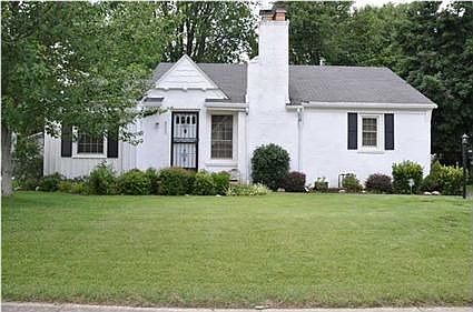 1st image of 211 S Fairlawn Ave