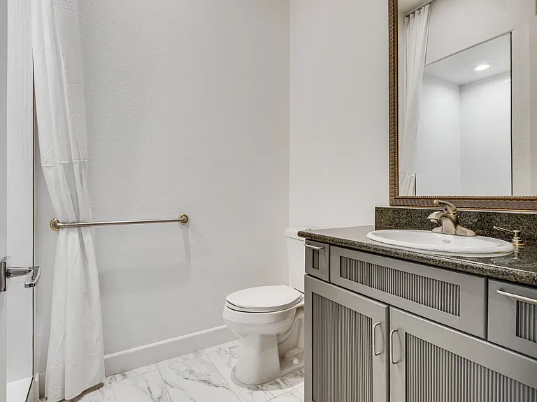 628 Edgebrook Dr — Photo 38