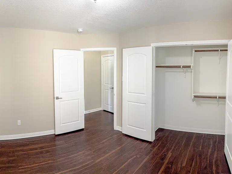 3407 Castleton Dr — Photo 25