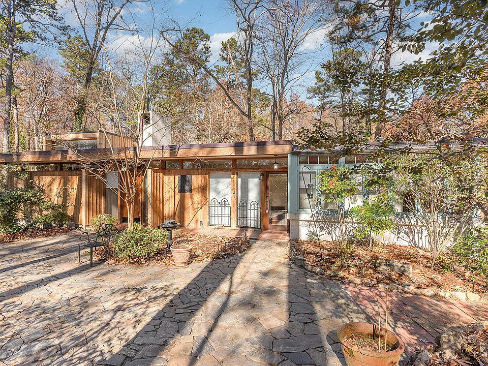 1st image of 205 Glenhill Ln