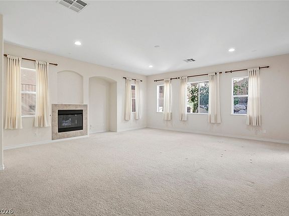 4th image of 9472 Ojibwa Ave