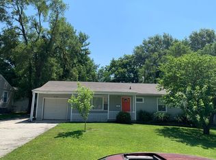 7219 Maple St, Overland Park, KS 66204