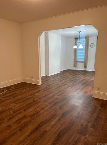 1st image of 71-29 Myrtle Ave Floor 2
