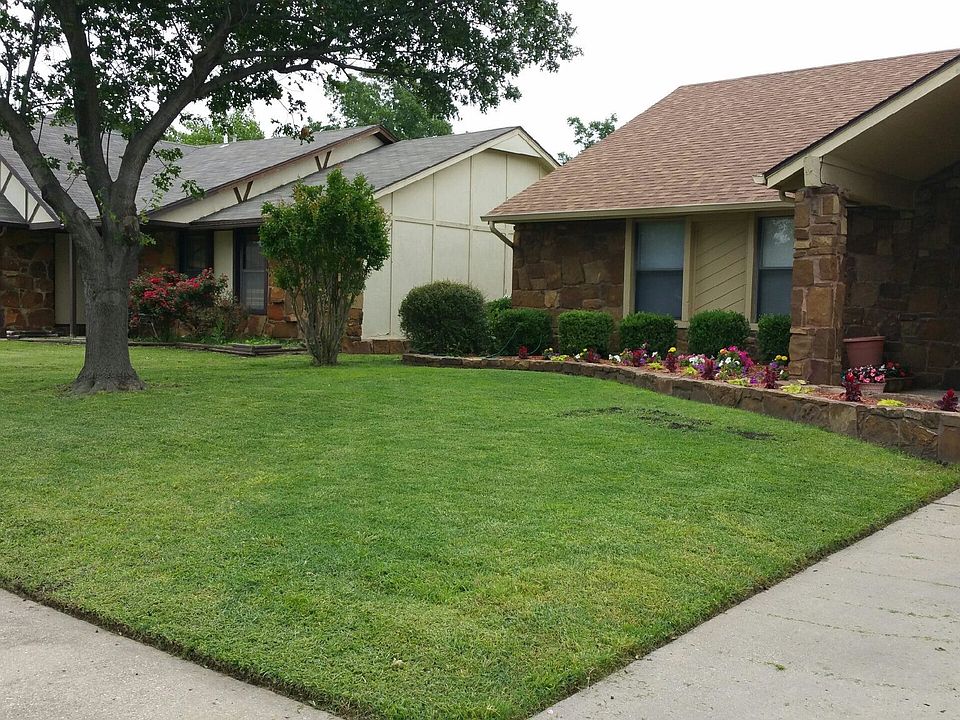 In wonderful neighborhood in Union Schools.