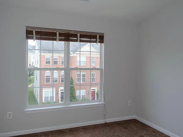 13108 Park Crescent Cir — Photo 18