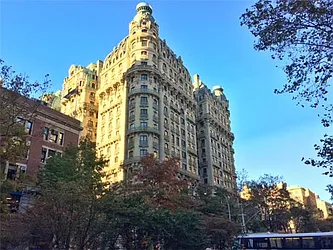 Rented by Century 21 Metropolitan