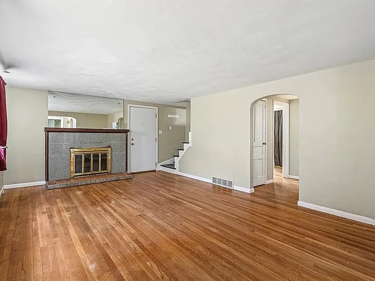 311 Redgate Rd — Photo 8