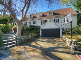 2021 Cummings Dr, Los Angeles, CA 90027