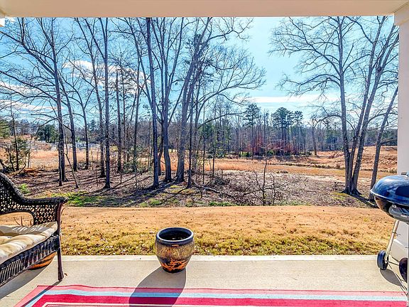 4th image of 535 Olivia Springs Dr