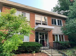 2616 Mayfield Rd #4, Cleveland, OH 44106
