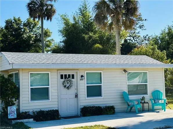 177 Marillo LN, NORTH FORT MYERS, FL 33903