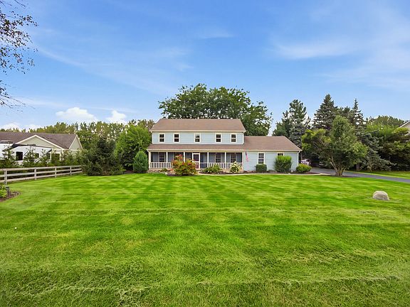 3rd image of 7N660 Cloverfield Cir