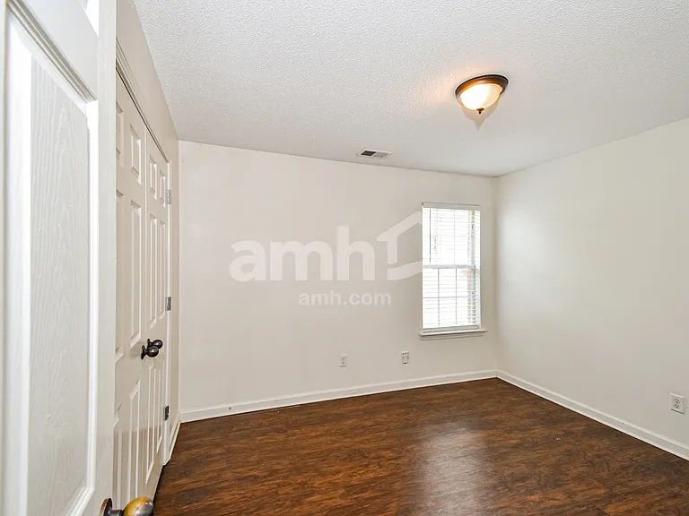 4288 Genevieve Dr — Photo 12