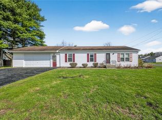 43 Whitcomb Rd, Fulton, NY 13069