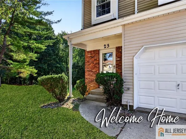23 Thistle Ct, Matawan, NJ 07747