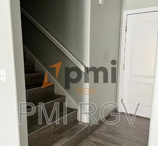 205 Baltic Ave #UNITC — Photo 18