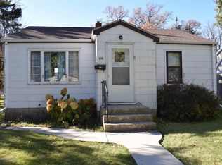 415 Tindolph Ave S, Thief River Falls, MN 56701