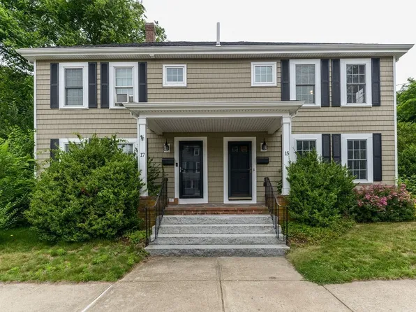 15 Standish Ave #15, Plymouth, MA 02360