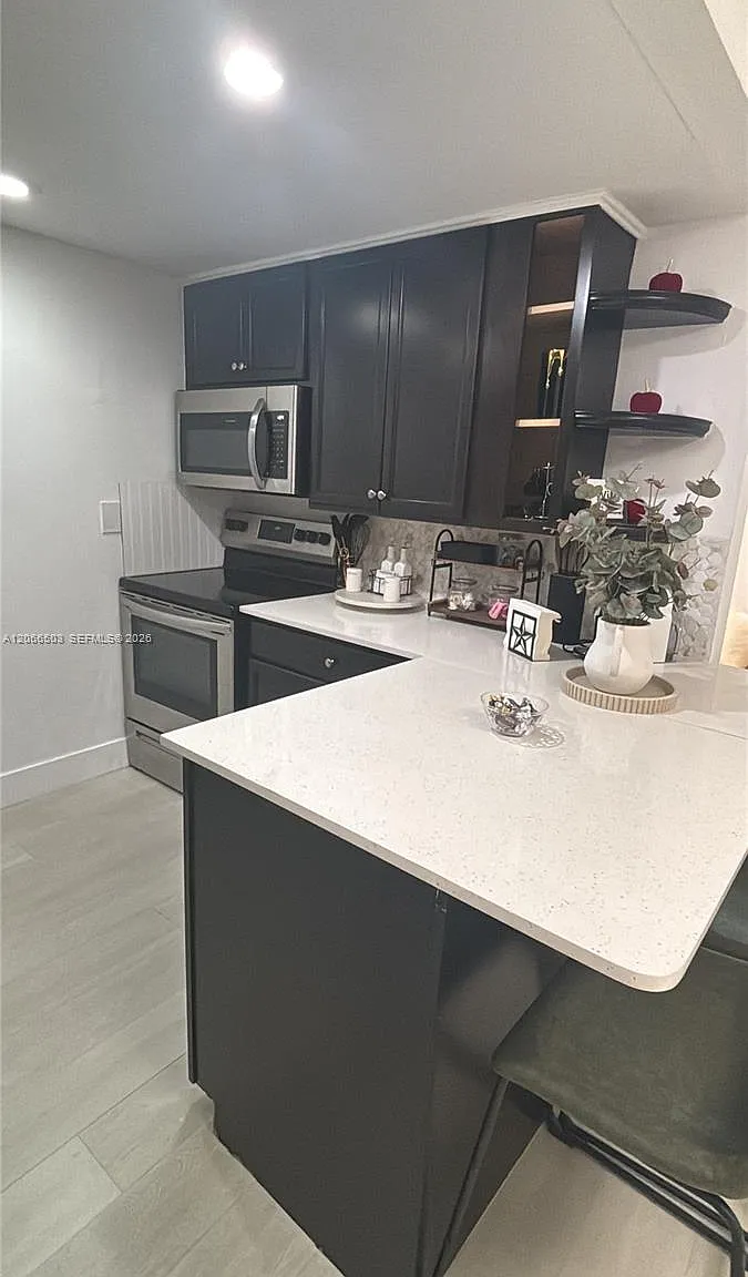 Lawrence Estates Land Cos — Photo 1