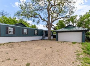 211 Kickapoo Trl, Weatherford, TX 76087